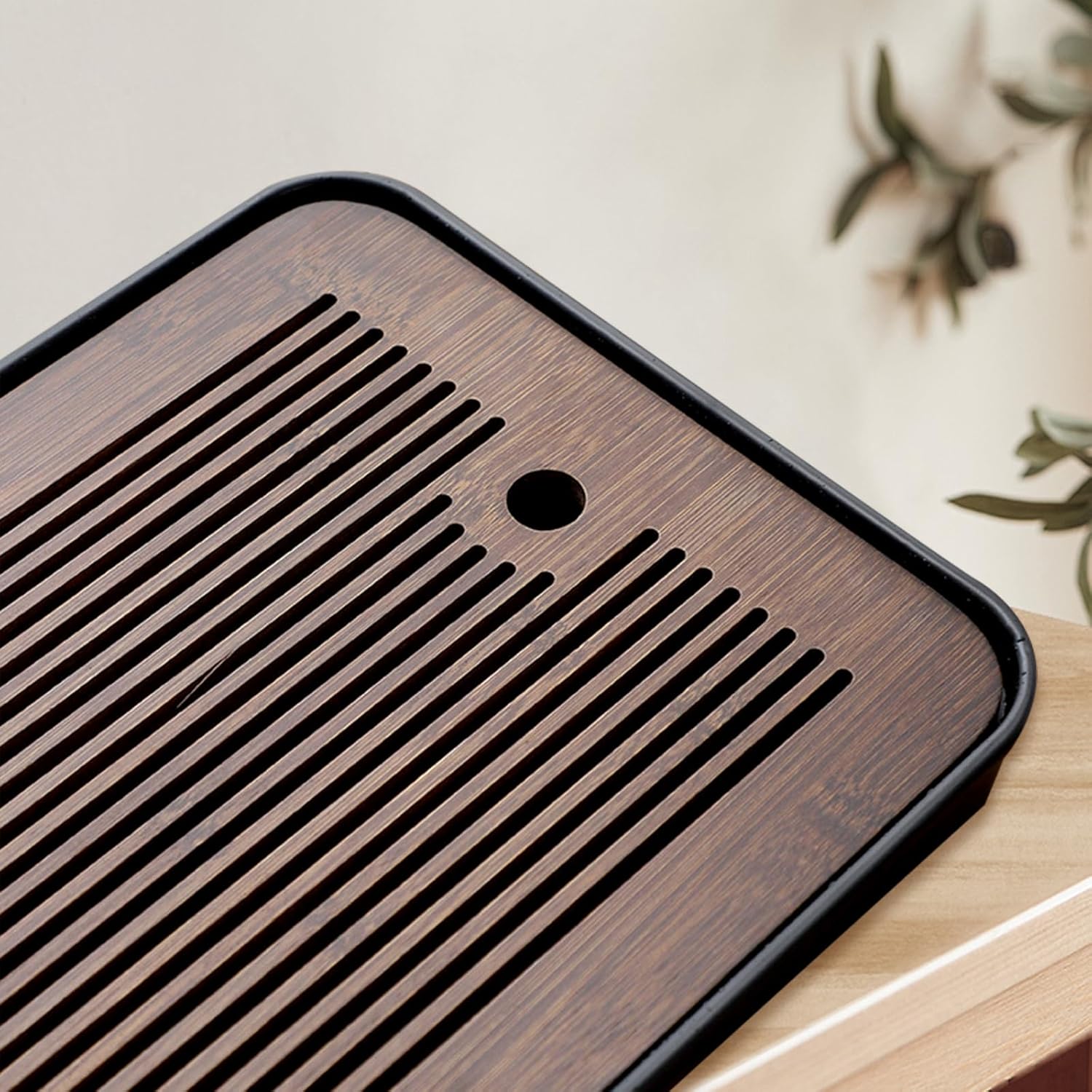 Natural Bamboo Tea Tray with H - đánh giá và giá Desk Setup Clean